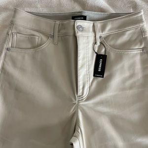 Faux leather high waisted pants size 10 Express brand. New!
